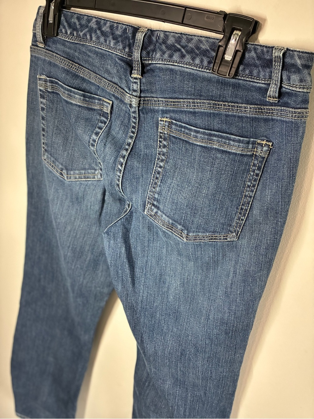 White House Black Market Women's Blue Straight Leg Jeans - Picture 6 of 7